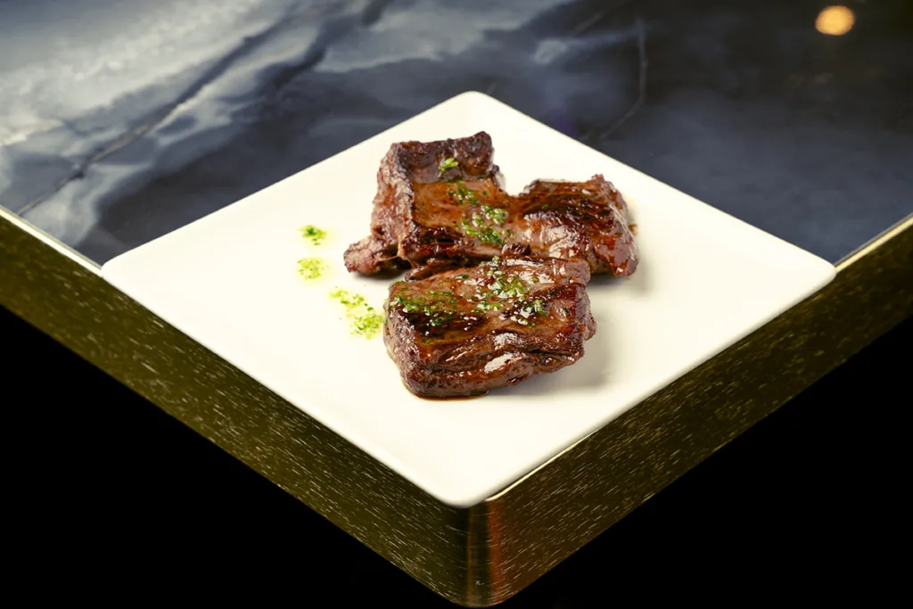 ternera a la plancha sushi nikkei